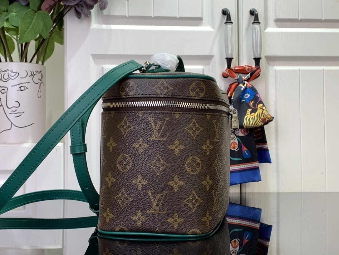 MOMO-- 8V M12667 high quality version Nice BB item:E-B063C0550