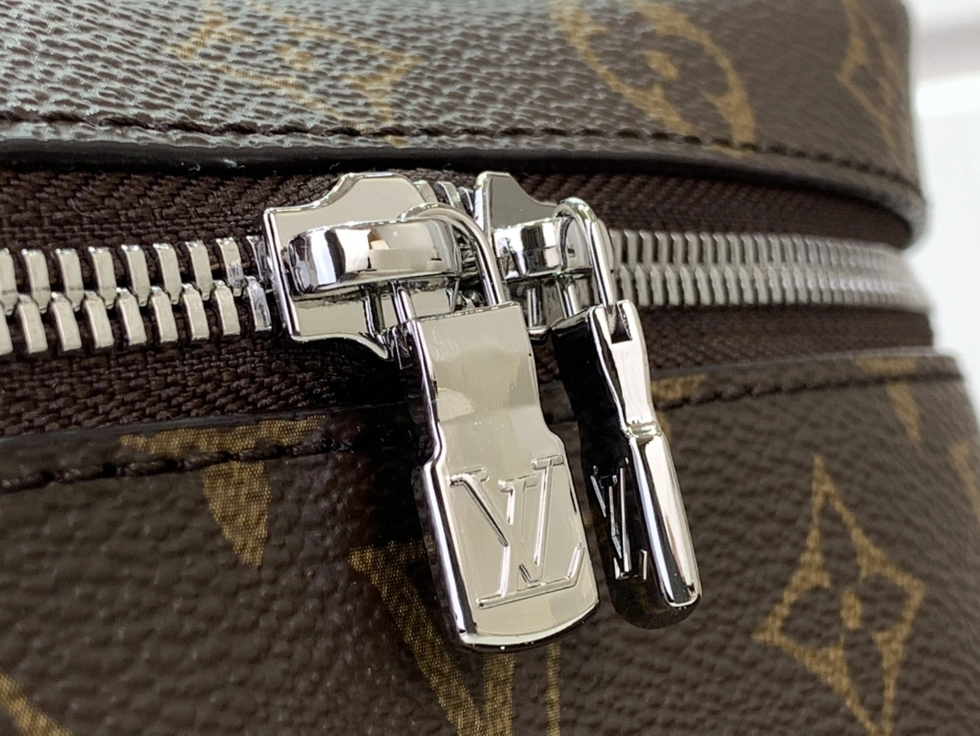 MOMO-- 8V M12667 high quality version Nice BB item:E-B063C0550