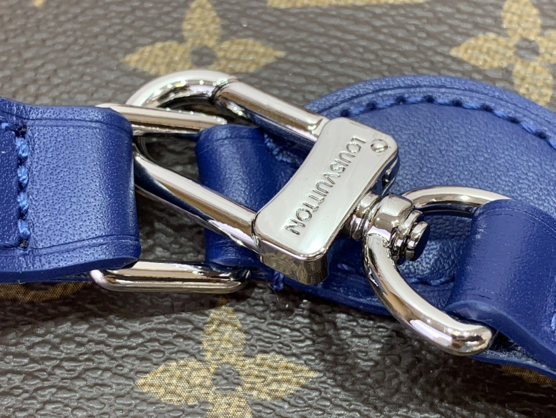MOMO-- 8V M12668 high quality version Nice BB item:E-B063C0551