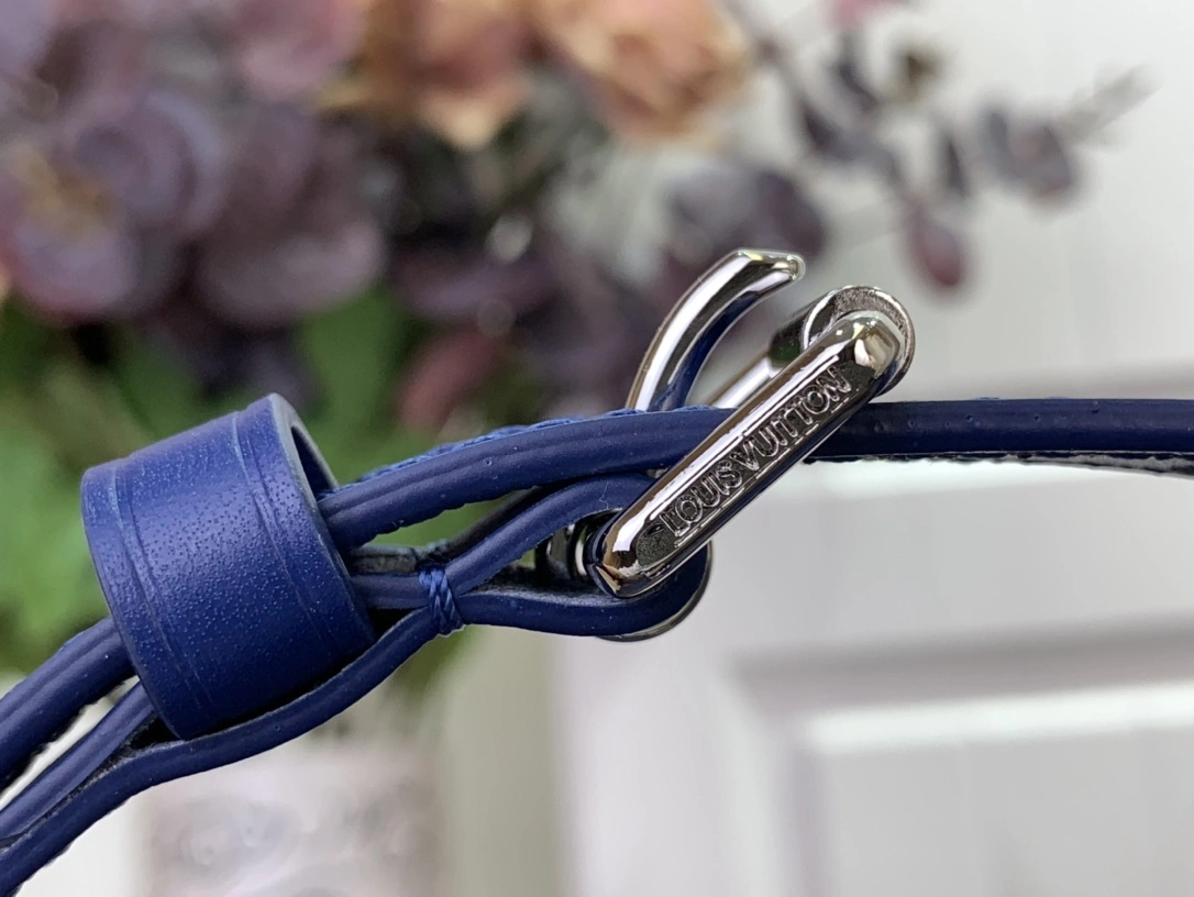 MOMO-- 8V M12668 high quality version Nice BB item:E-B063C0551