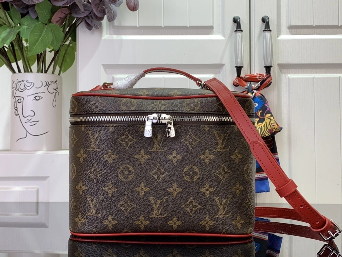 MOMO-- 8V M12671 high quality version Nice BB item:E-B063C0549