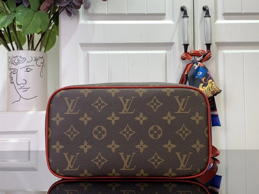MOMO-- 8V M12671 high quality version Nice BB item:E-B063C0549