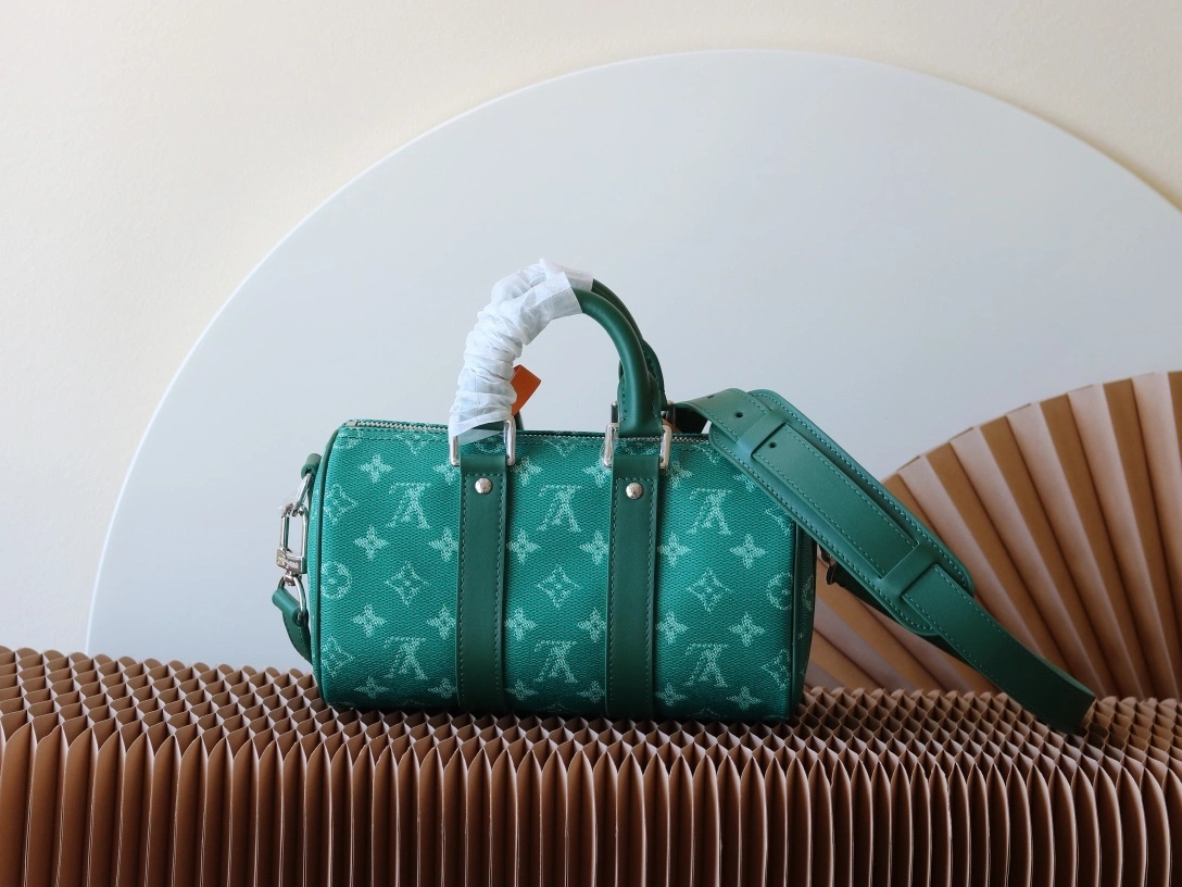 MOMO-- 8V M12684 high quality version Keepall item:E-B000B2115