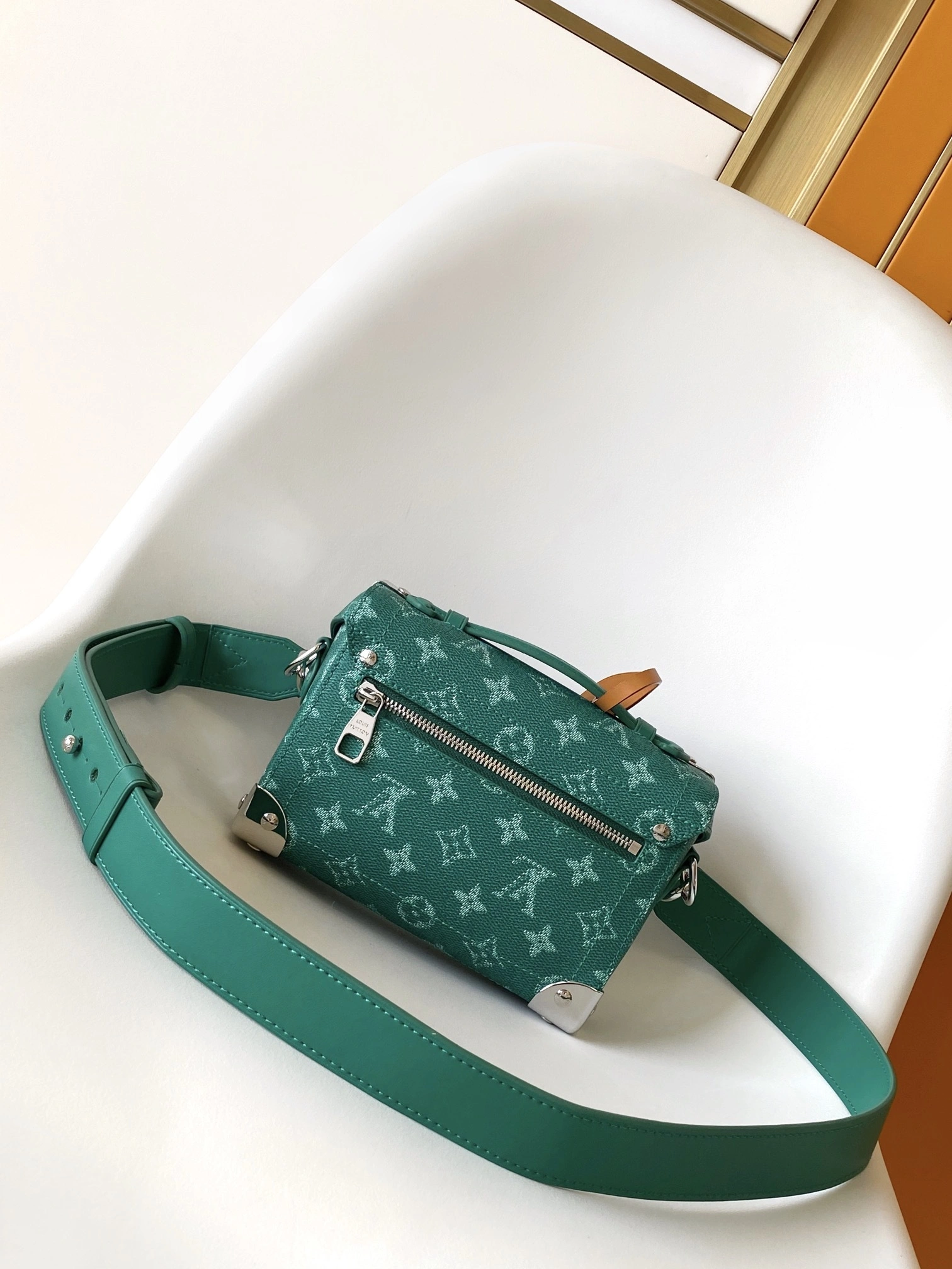 MOMO-- 8V M12686 high quality version Soul Trunk item:E-B330B2116