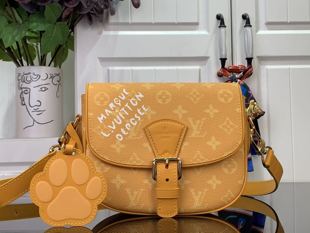 MOMO-- 8V M12694 high quality version Montsouris item:E-B063C0228