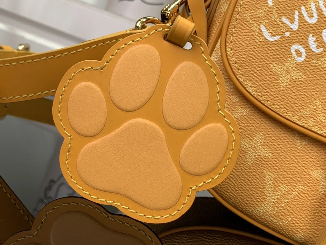 MOMO-- 8V M12694 high quality version Montsouris item:E-B063C0228