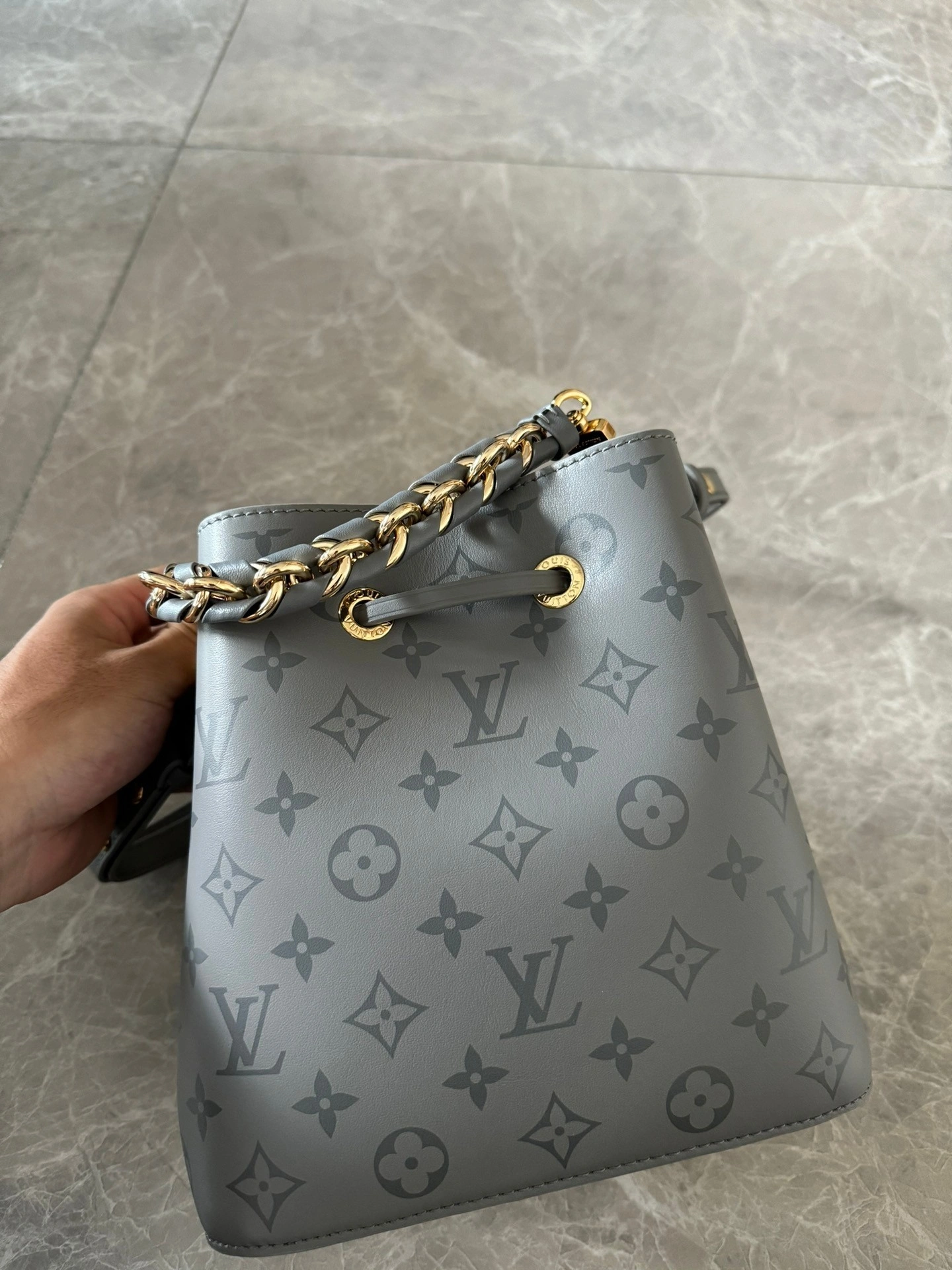 MOMO-- 8V M12749 high quality version item:D-B000J0809