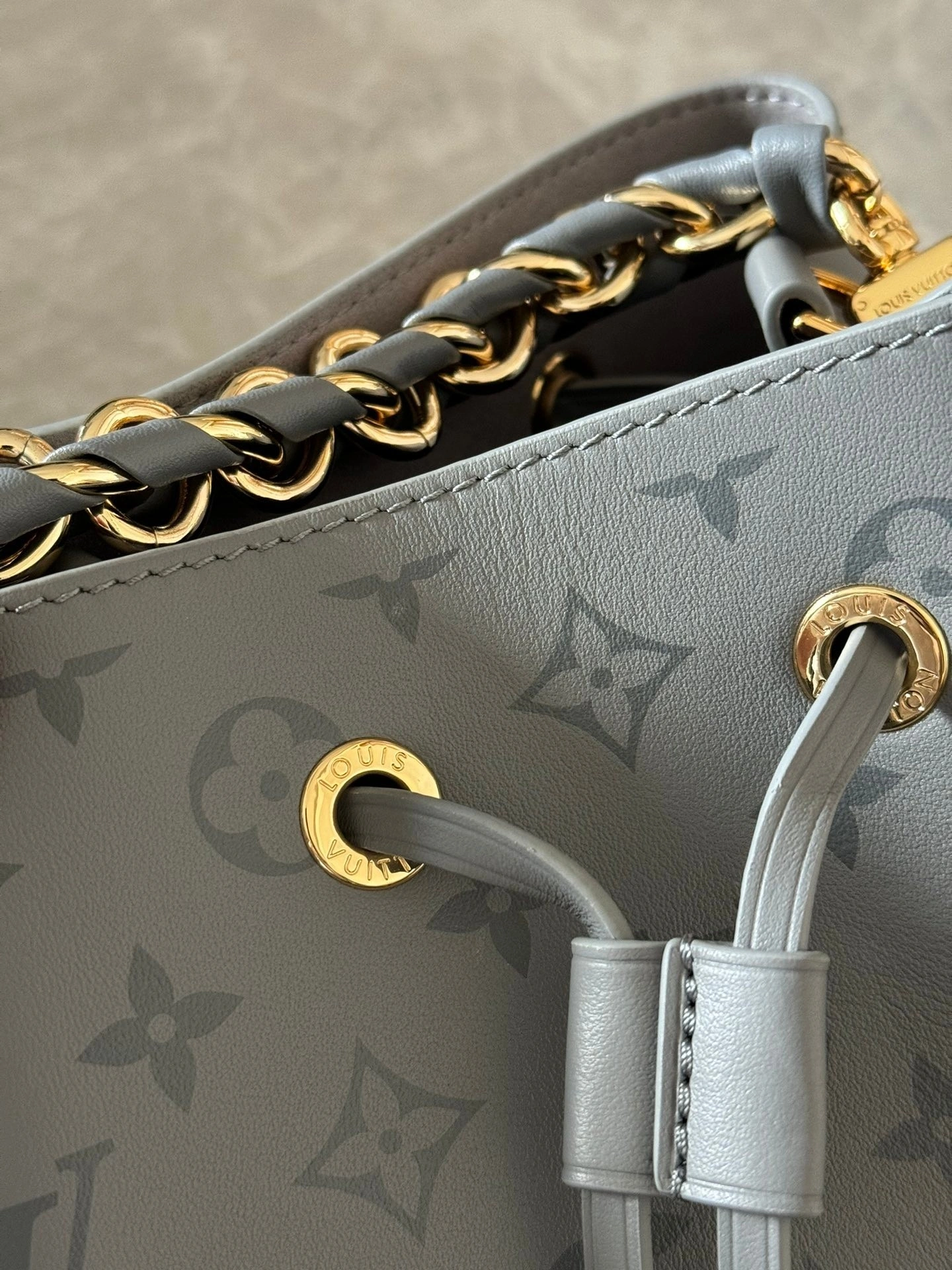 MOMO-- 8V M12749 high quality version item:D-B000J0809