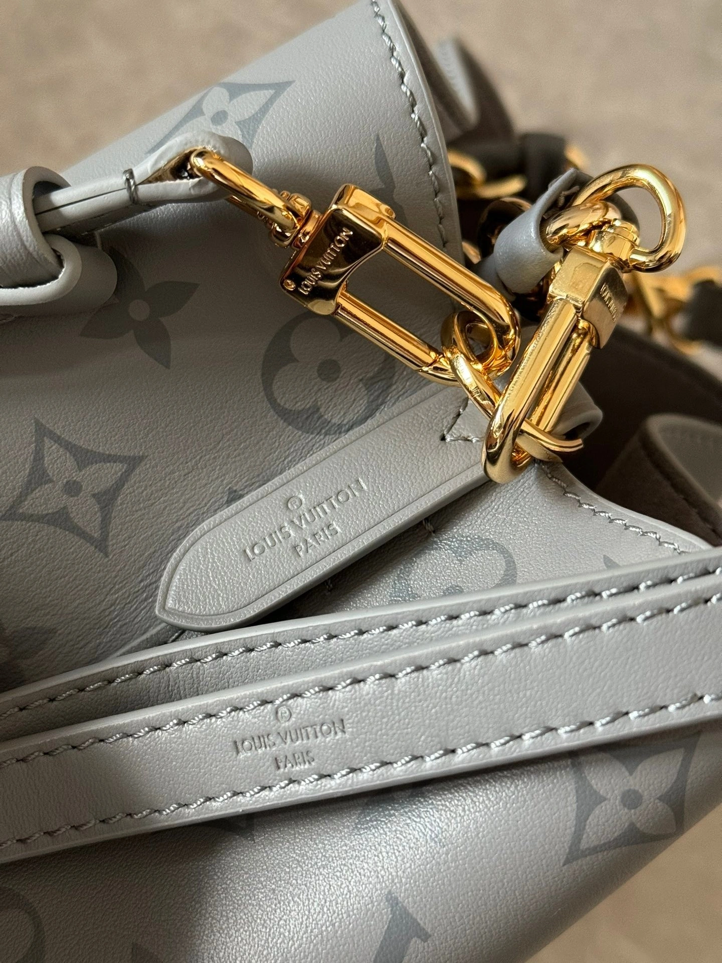 MOMO-- 8V M12749 high quality version item:D-B000J0809