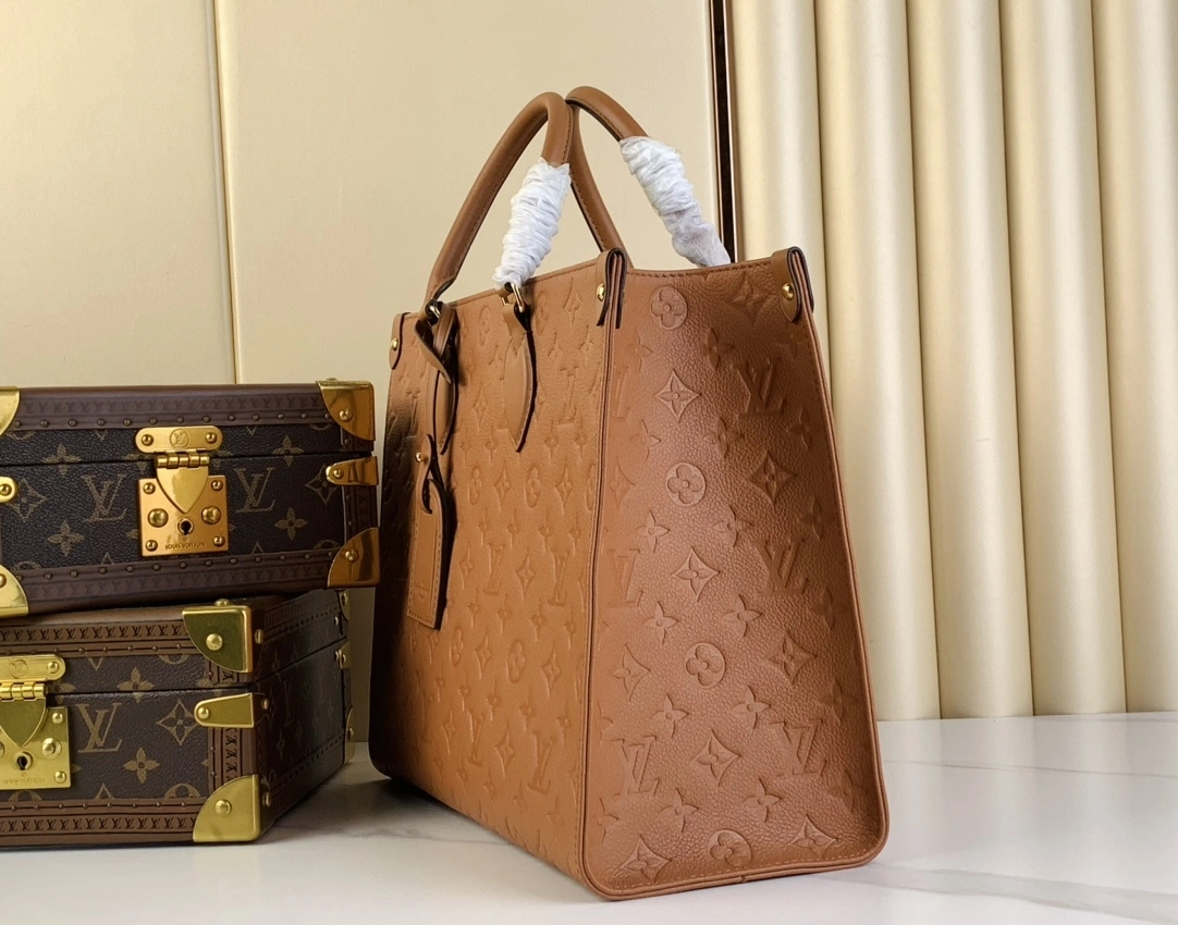 MOMO-- 8V M12775 high quality version OnTheGo cowhide item:D-B184J0886