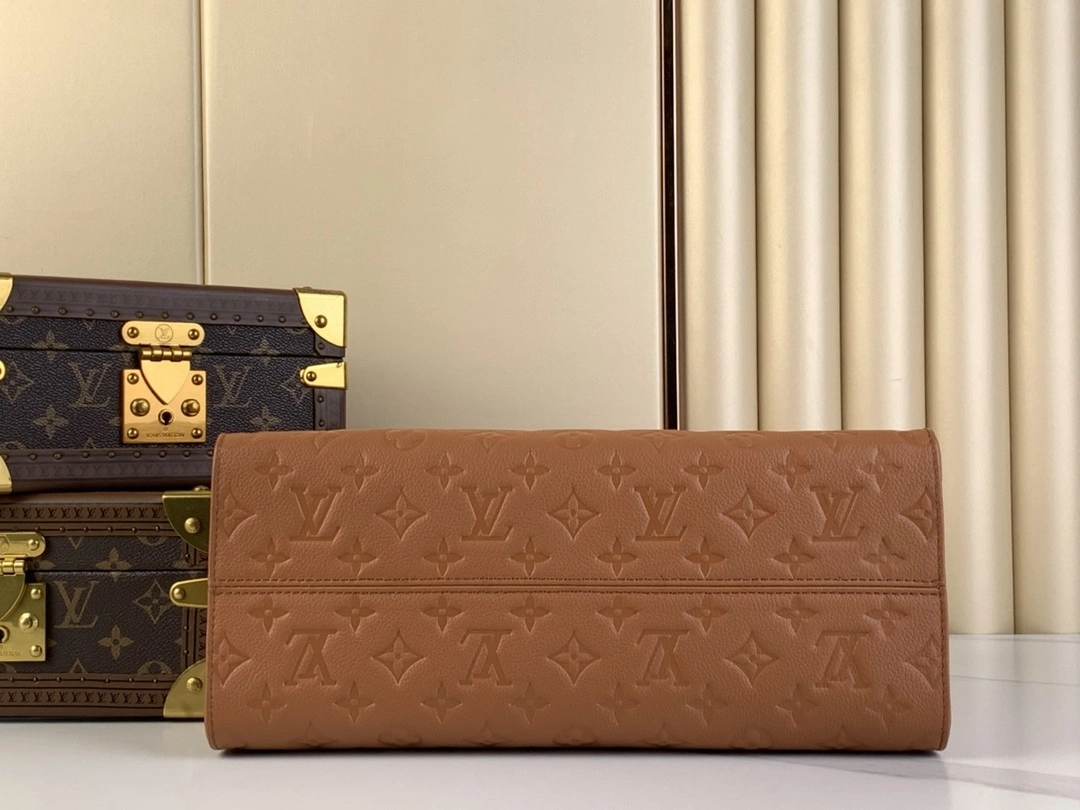 MOMO-- 8V M12775 high quality version OnTheGo cowhide item:D-B184J0886