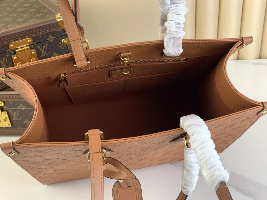 MOMO-- 8V M12775 high quality version OnTheGo cowhide item:D-B184J0886