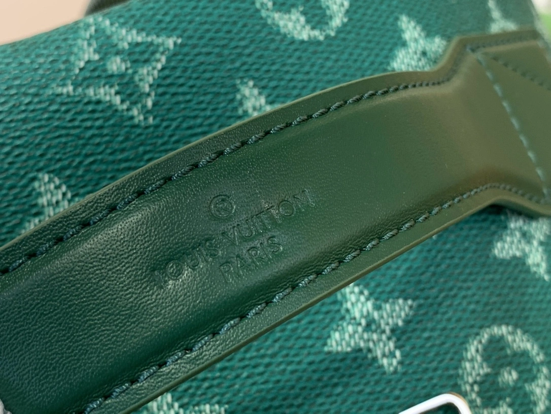 MOMO-- 8V M12780 high quality version Discovery item:E-B808A1326
