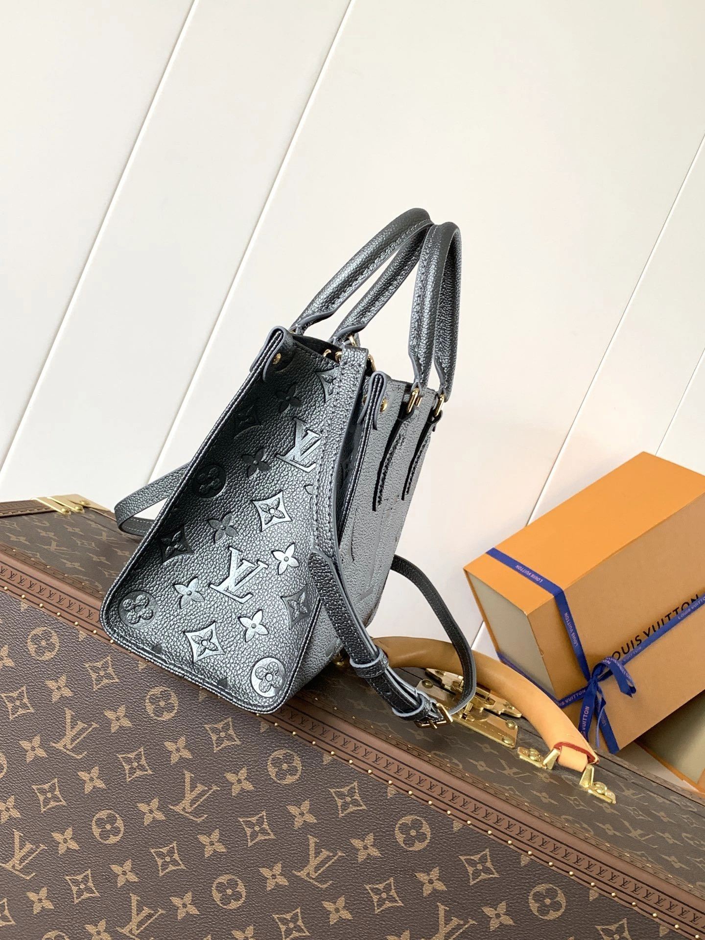 MOMO-- 8V M12886 high quality version OnTheGo Ys Ski cowhide item:F-B000A2109