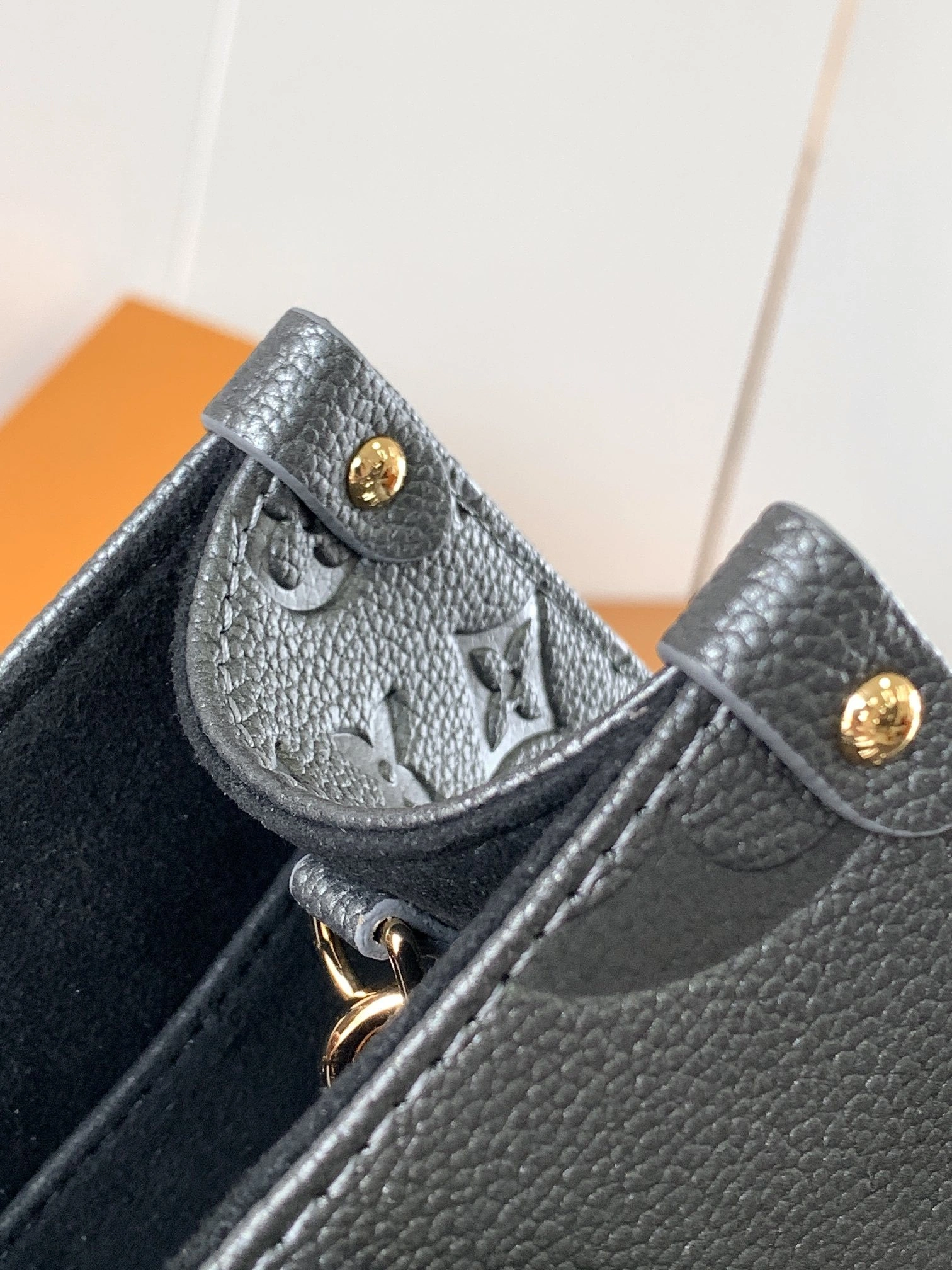 MOMO-- 8V M12886 high quality version OnTheGo Ys Ski cowhide item:F-B000A2109