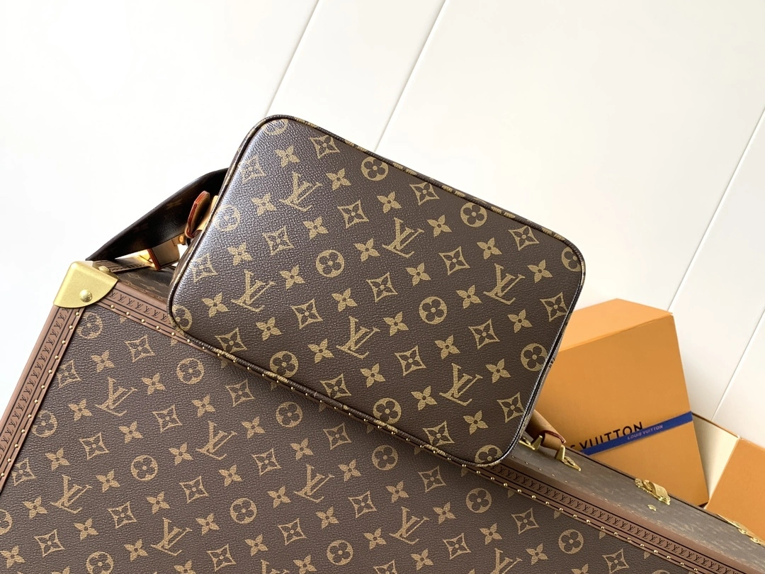 MOMO-- 8V M12926 high quality version All In cowhide item:F-B000A1401