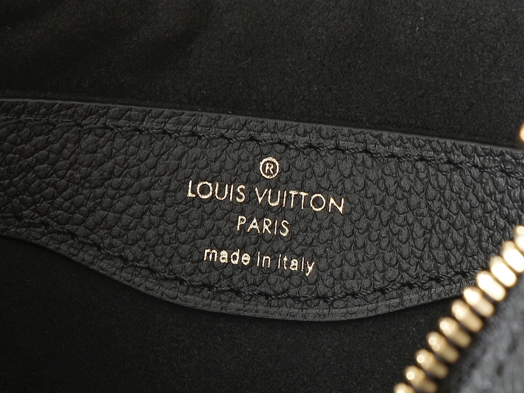 MOMO-- 8V M12930 high quality version Monogram Empreinte item:E-B000F0498H