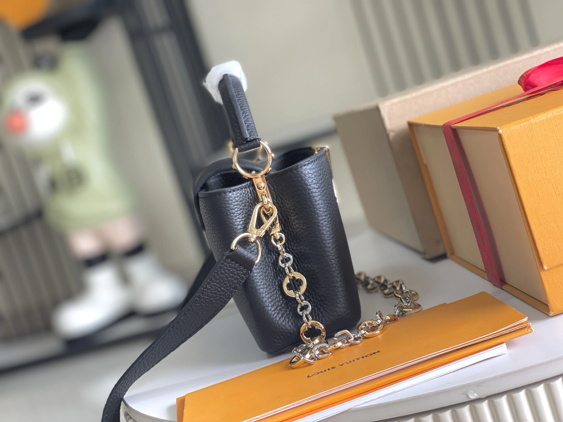 MOMO-- 8V M12936 high quality version CapucinesBB item:E-B177I0307