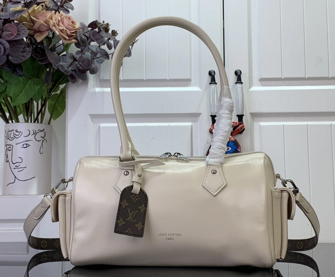 MOMO-- 8V M12965 high quality version Speedy Cargo sheepskin item:E-B063D1226