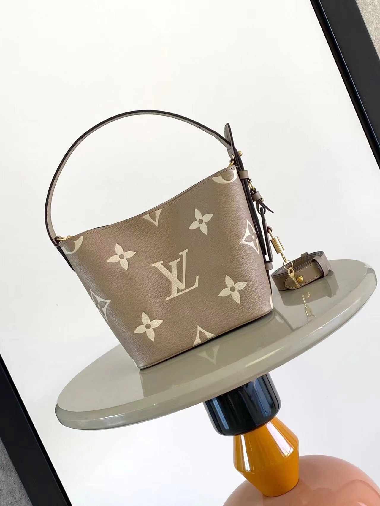 MOMO-- 8V M13045 high quality version All InBB item:E-B180B2146