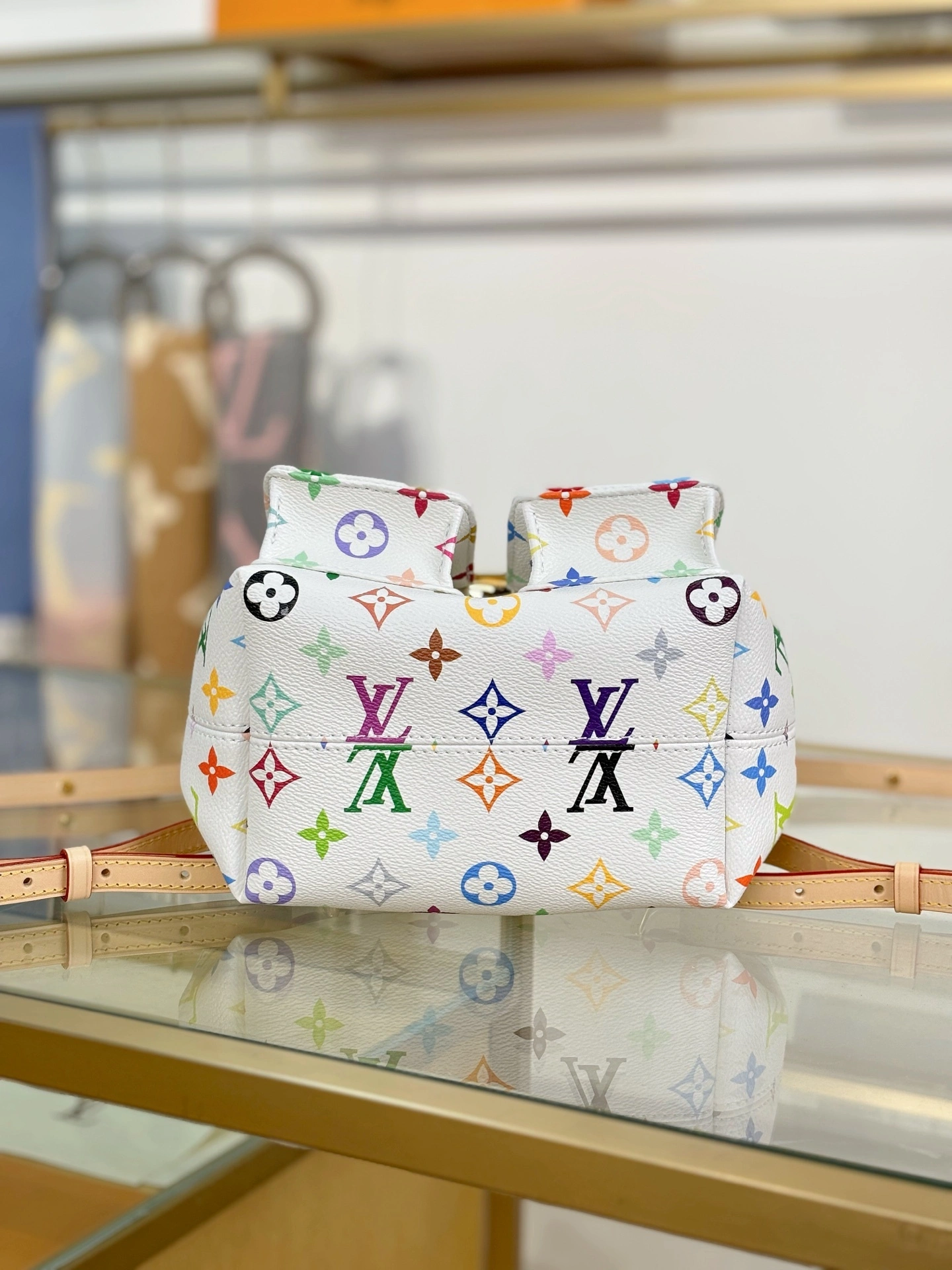 MOMO-- 8V M13081 high quality version TM VENICE item:E-B000I1717
