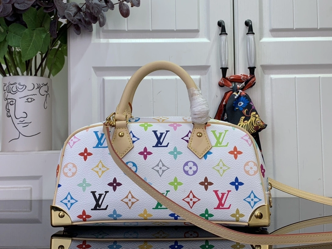 MOMO-- 8V M13084 high quality version Handbag East West cowhide item:E-B009B2137