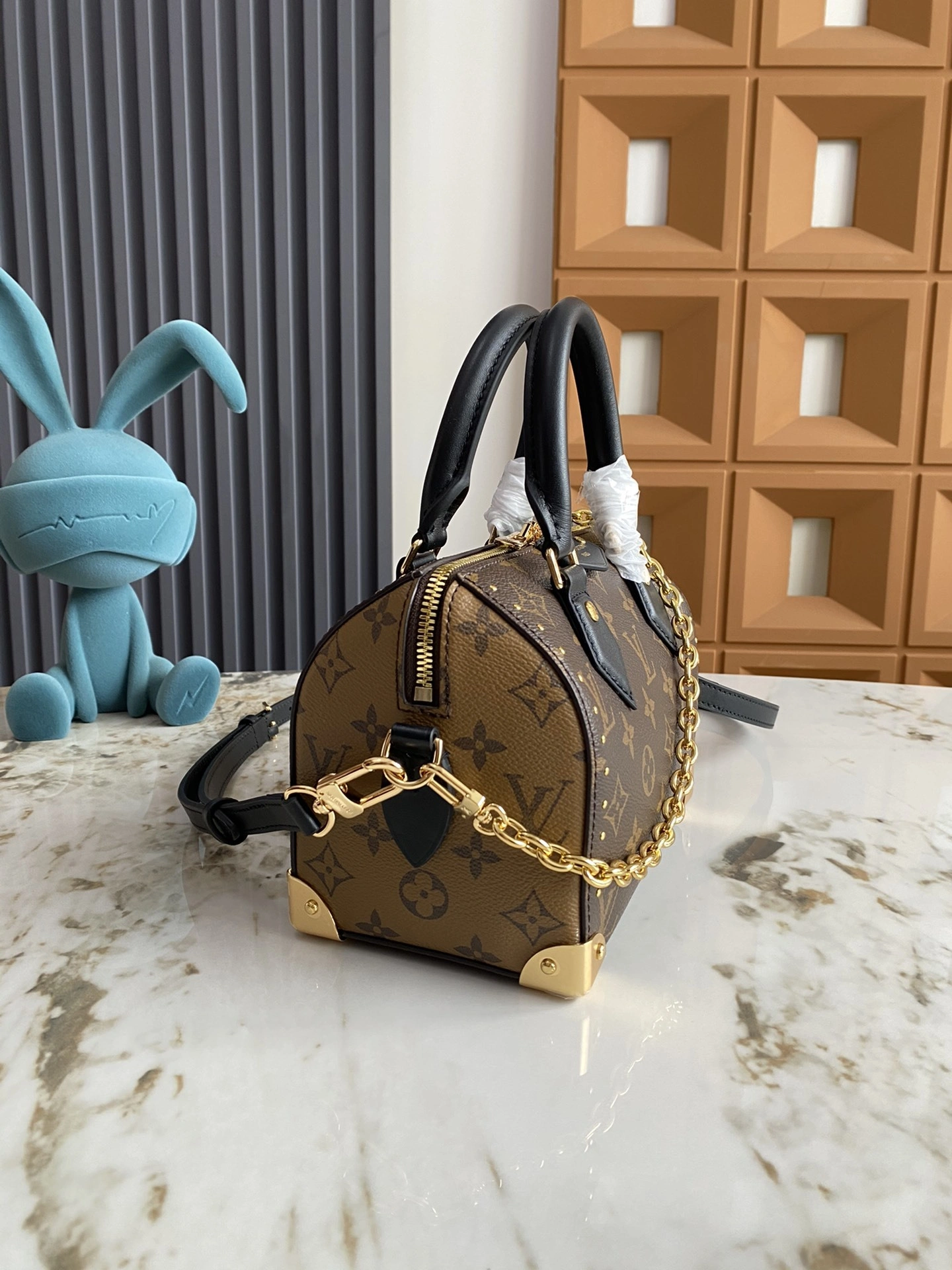 MOMO-- 8V M13146 high quality version Speedy 20 item:E-B000D1210