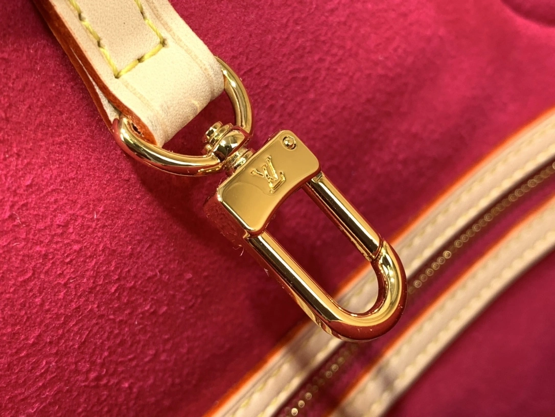 MOMO-- 8V M13271 high quality version NEVERFULL item:E-B808A1305
