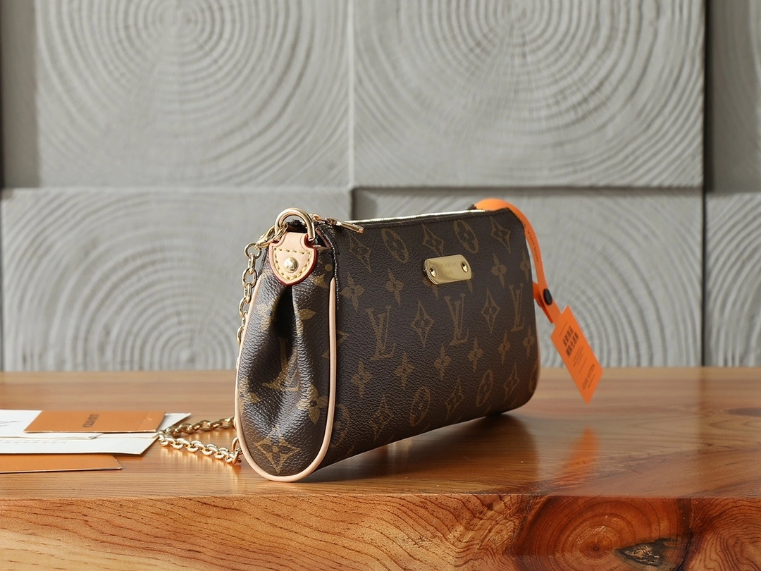 MOMO-- 8V M13567 high quality version Pochette Eva item:E-B225J2395H