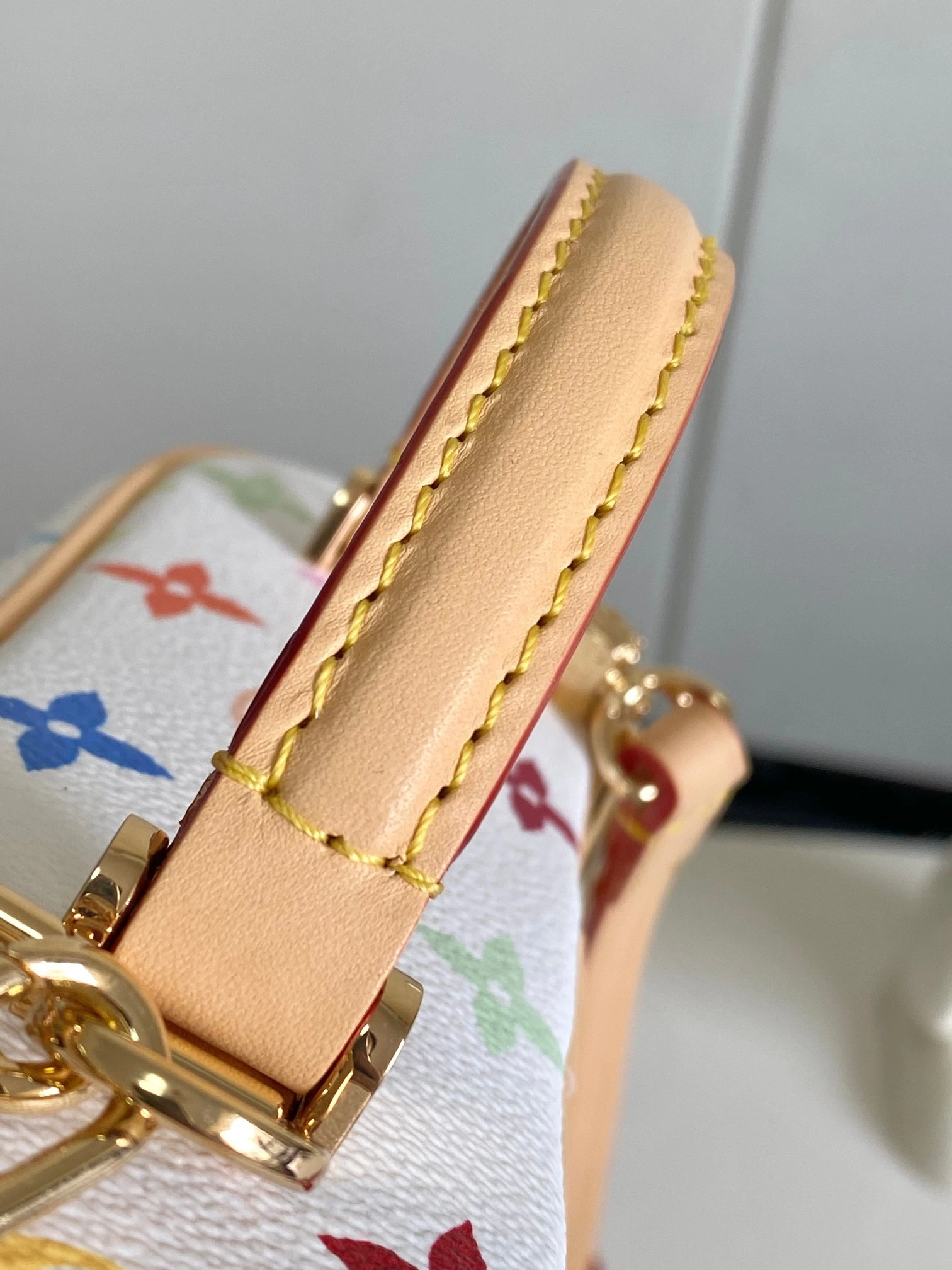 MOMO-- 8V M13662 high quality version Vanity Pouch cowhide item:E-B177I1714