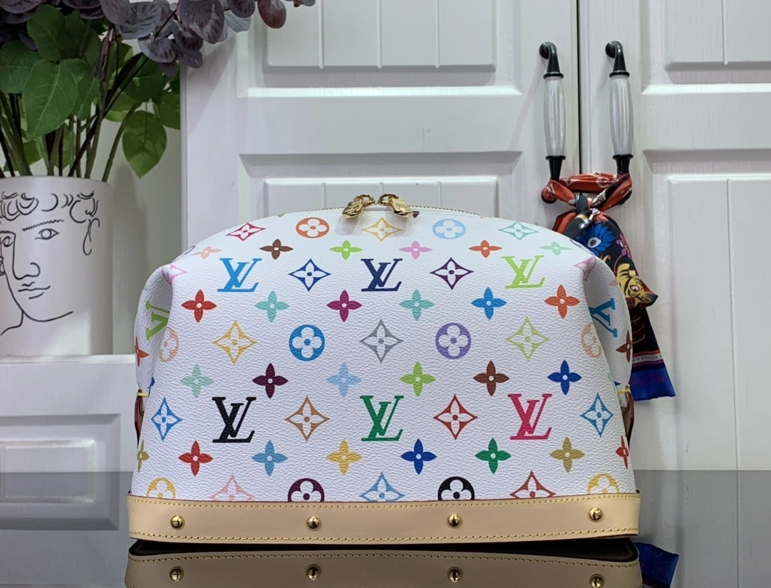 MOMO-- 8V M13743 high quality version Pochette Cosmétique cowhide item:E-B174B2135