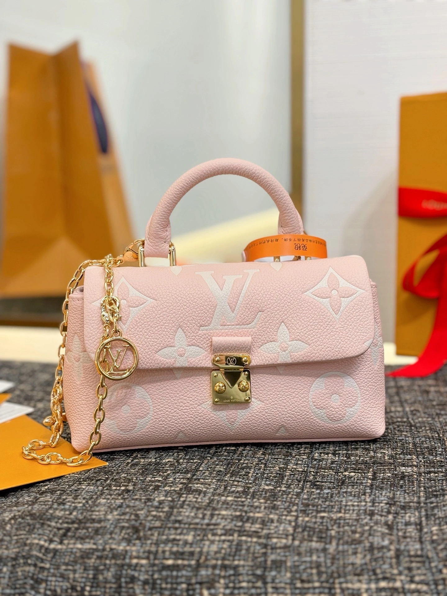 MOMO-- 8V M13796 high quality version Nano Madeleine item:E-B000C0244