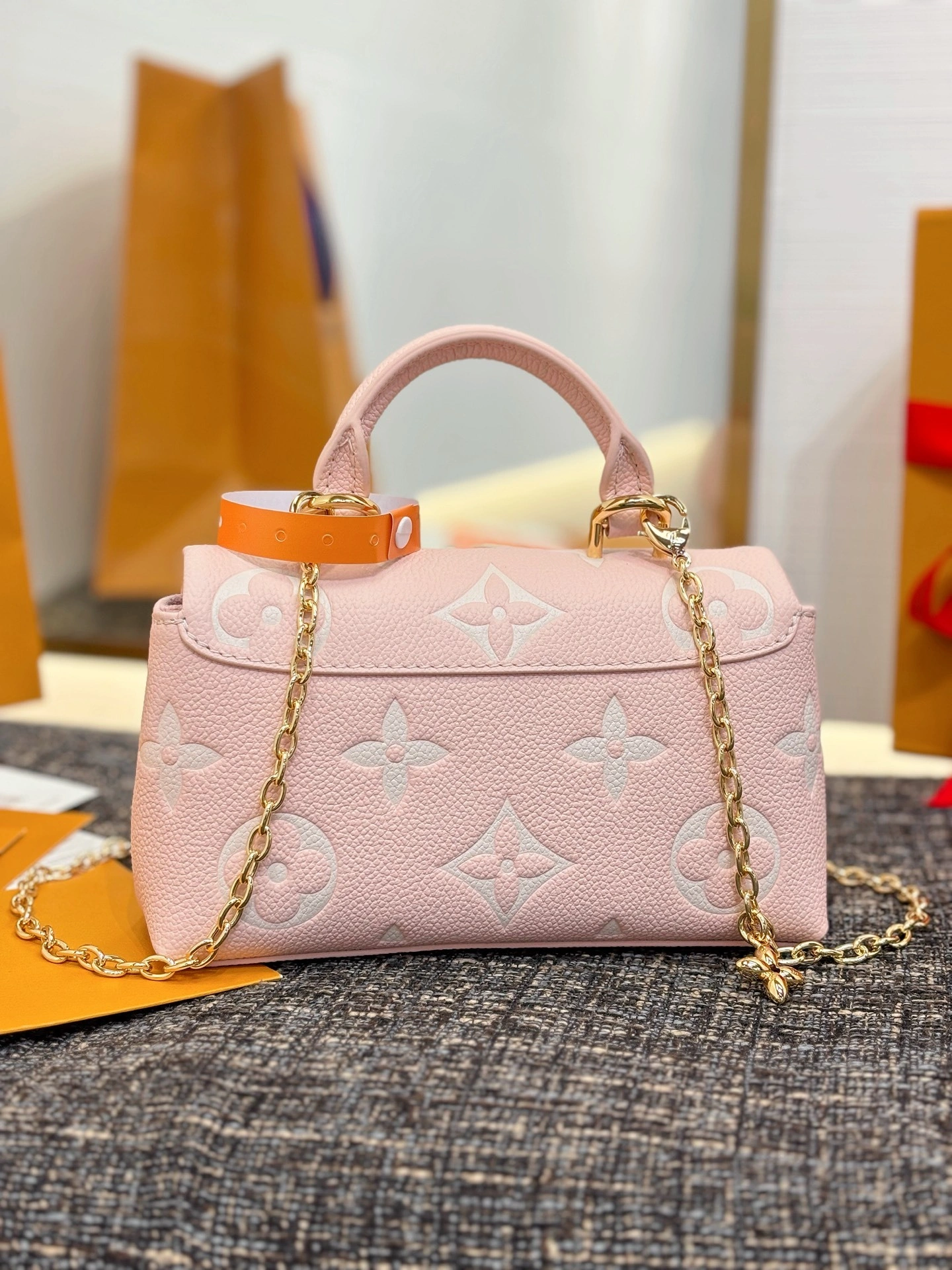 MOMO-- 8V M13796 high quality version Nano Madeleine item:E-B000C0244