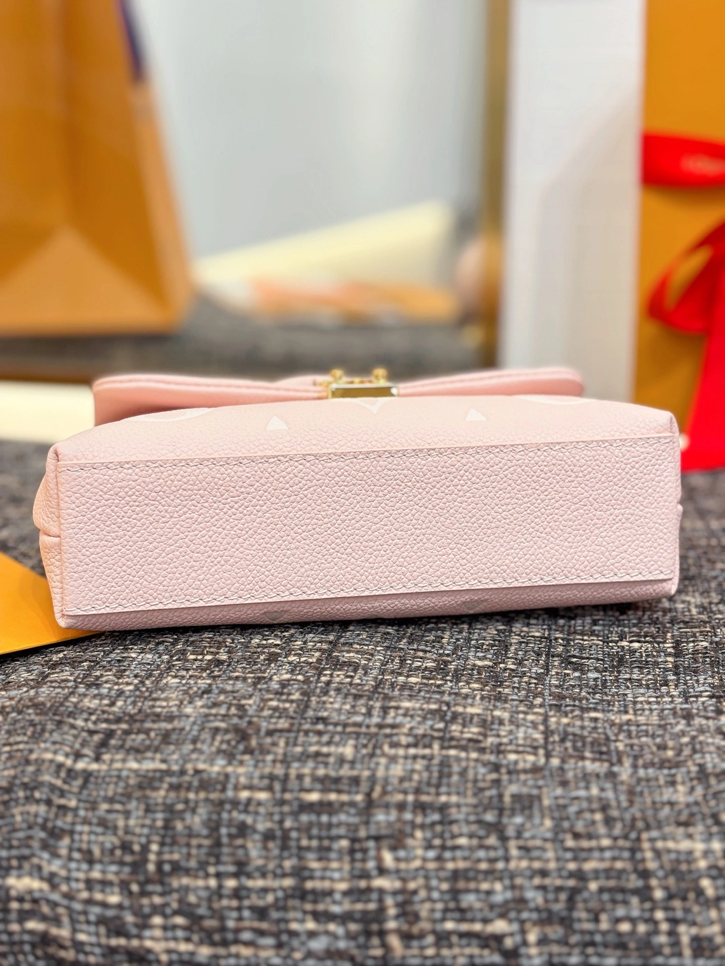 MOMO-- 8V M13796 high quality version Nano Madeleine item:E-B000C0244
