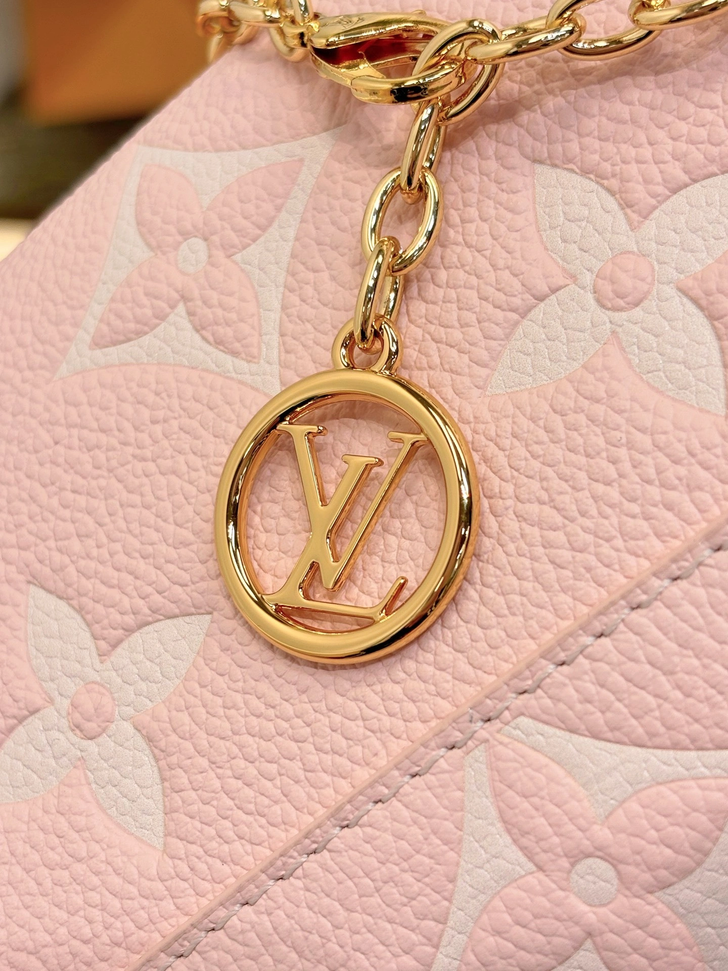 MOMO-- 8V M13796 high quality version Nano Madeleine item:E-B000C0244