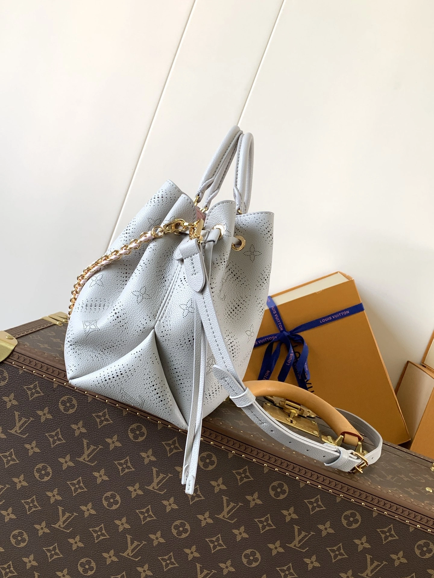 MOMO-- 8V M13838 high quality version Bella Tote cowhide item:F-B000A2128