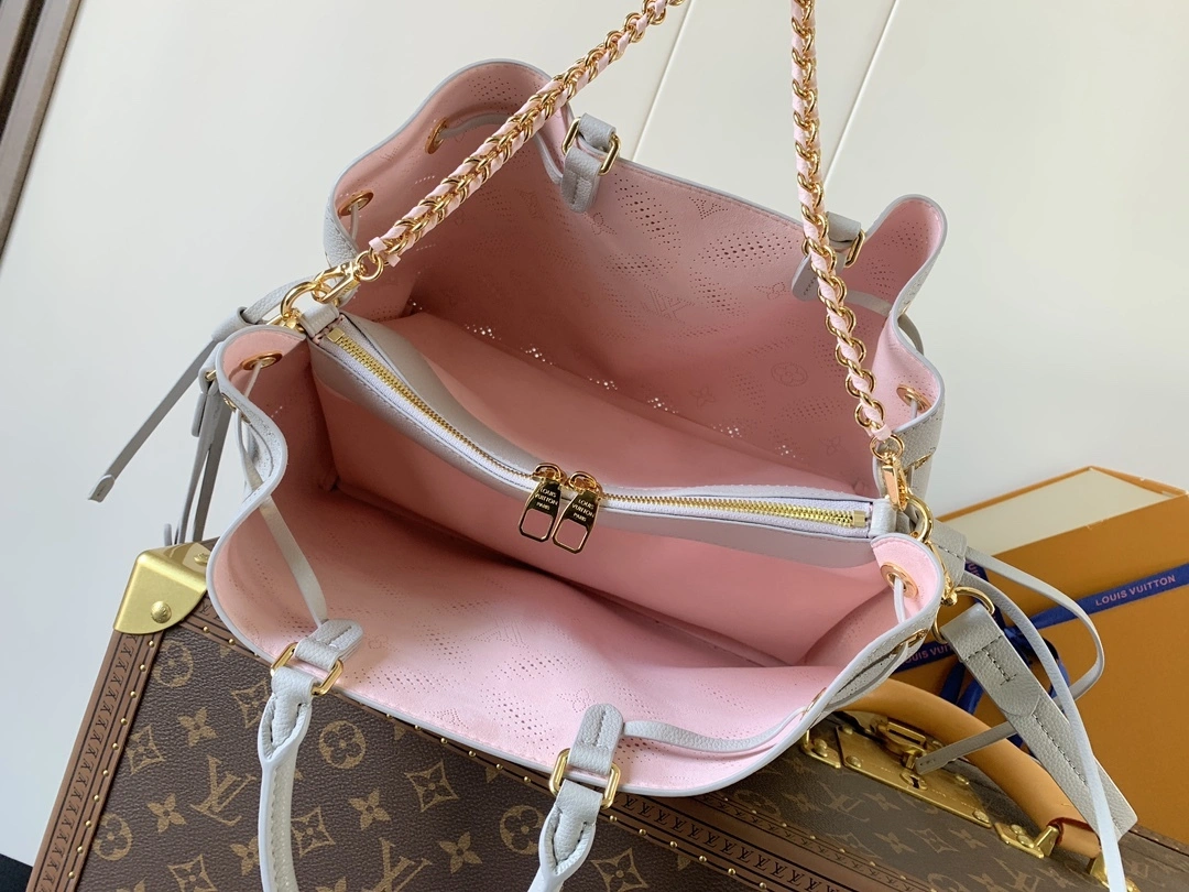 MOMO-- 8V M13838 high quality version Bella Tote cowhide item:F-B000A2128