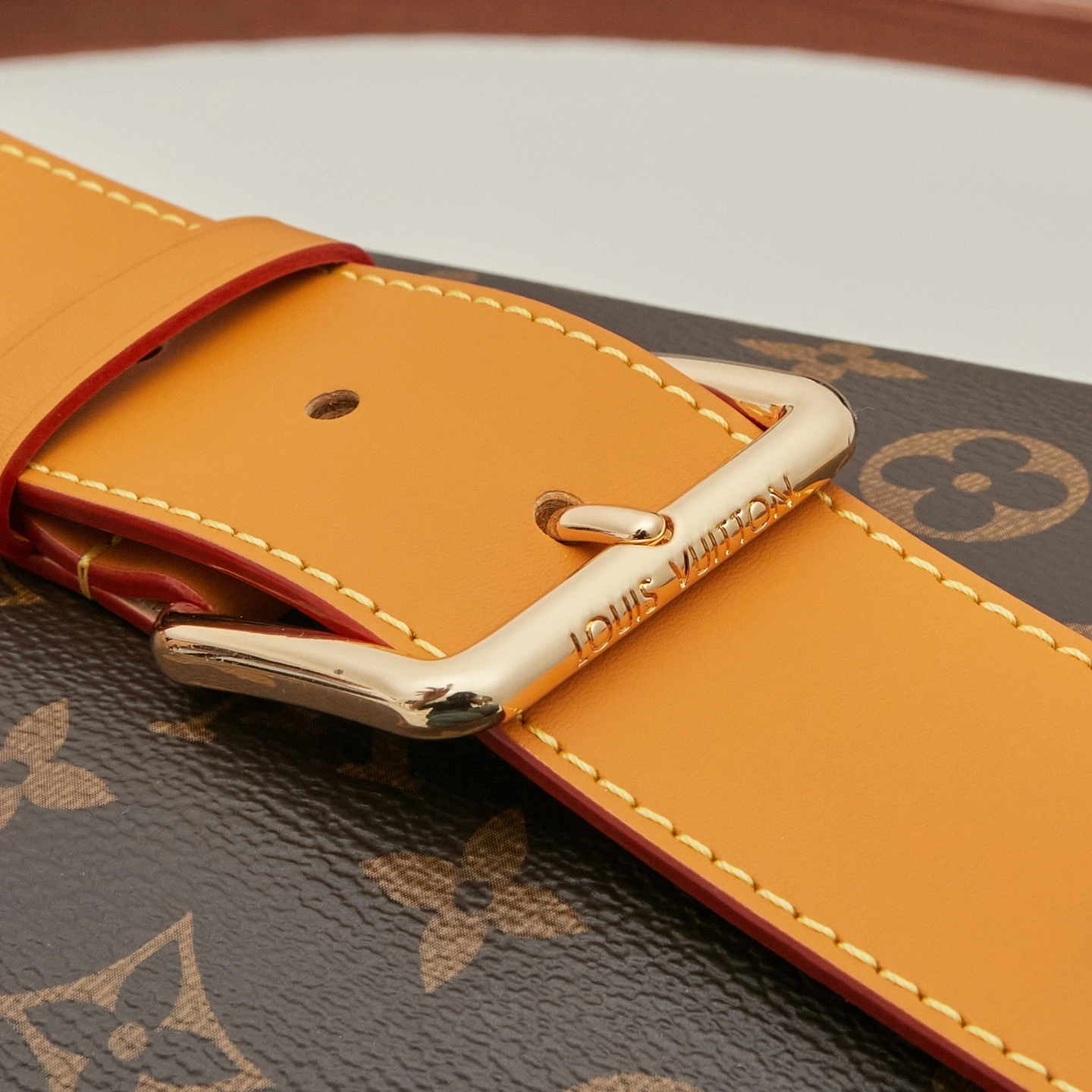 MOMO-- 8V M14019 high quality version Rush item:F-B000A1437