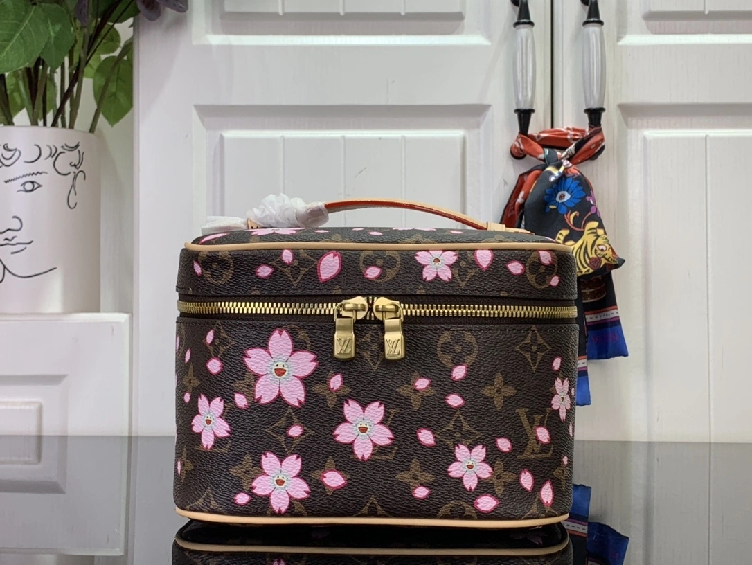 MOMO-- 8V M14181 high quality version Nice cowhide item:E-B063H2792
