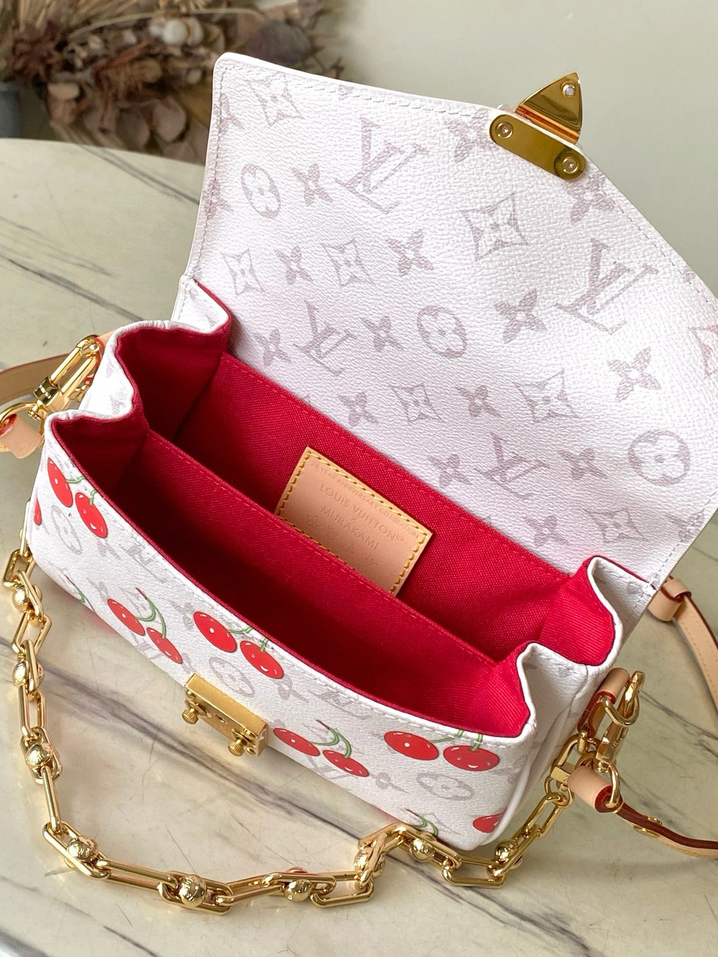 MOMO-- 8V M14231 high quality version Pochette Metis East West item:E-B000I2124