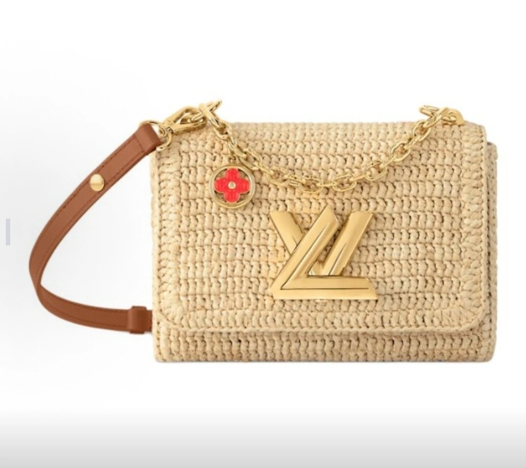 MOMO-- 8V M14309 high quality version Twist Slim item:E-B063J1831