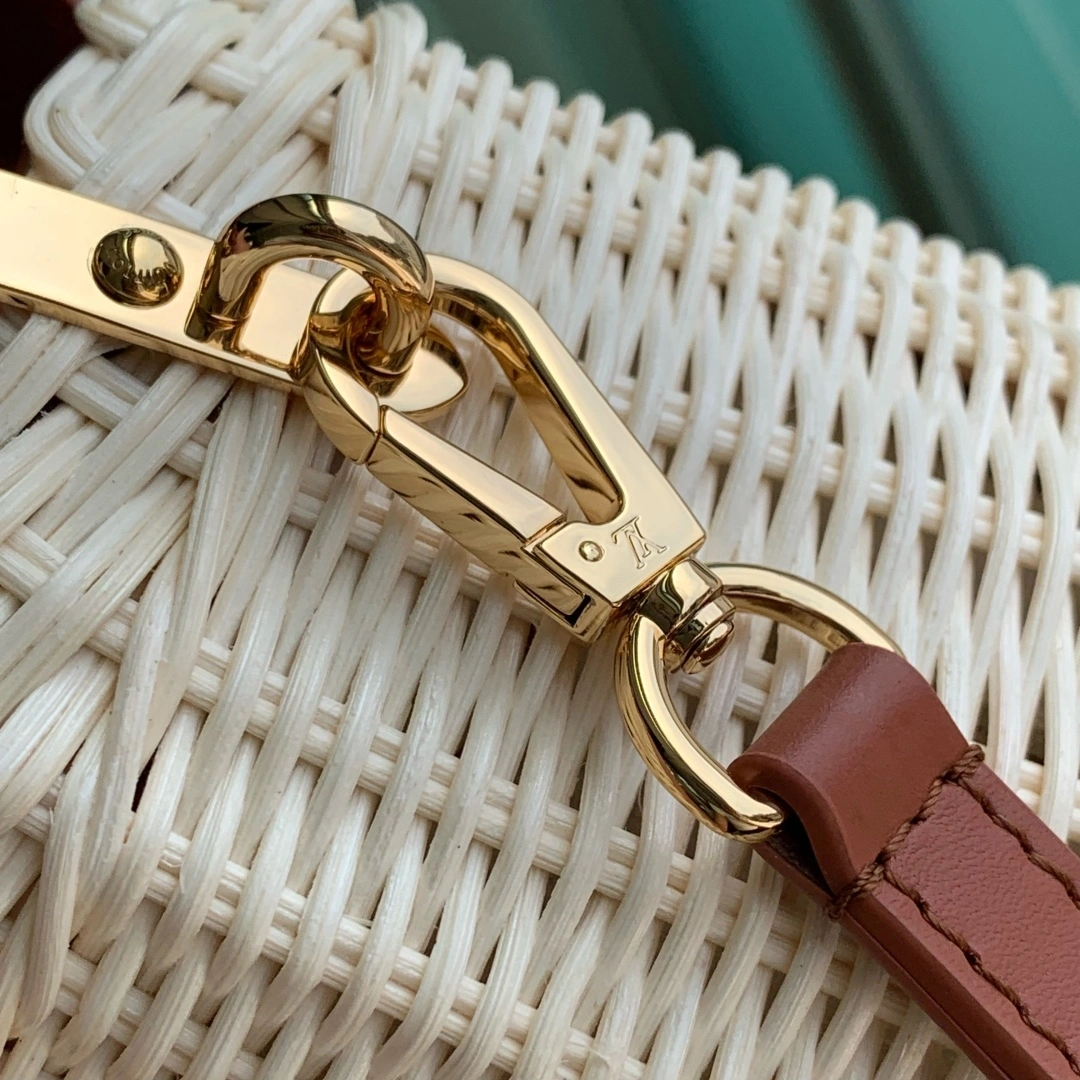 MOMO-- 8V M14365 high quality version Capucines item:E-B177I2130