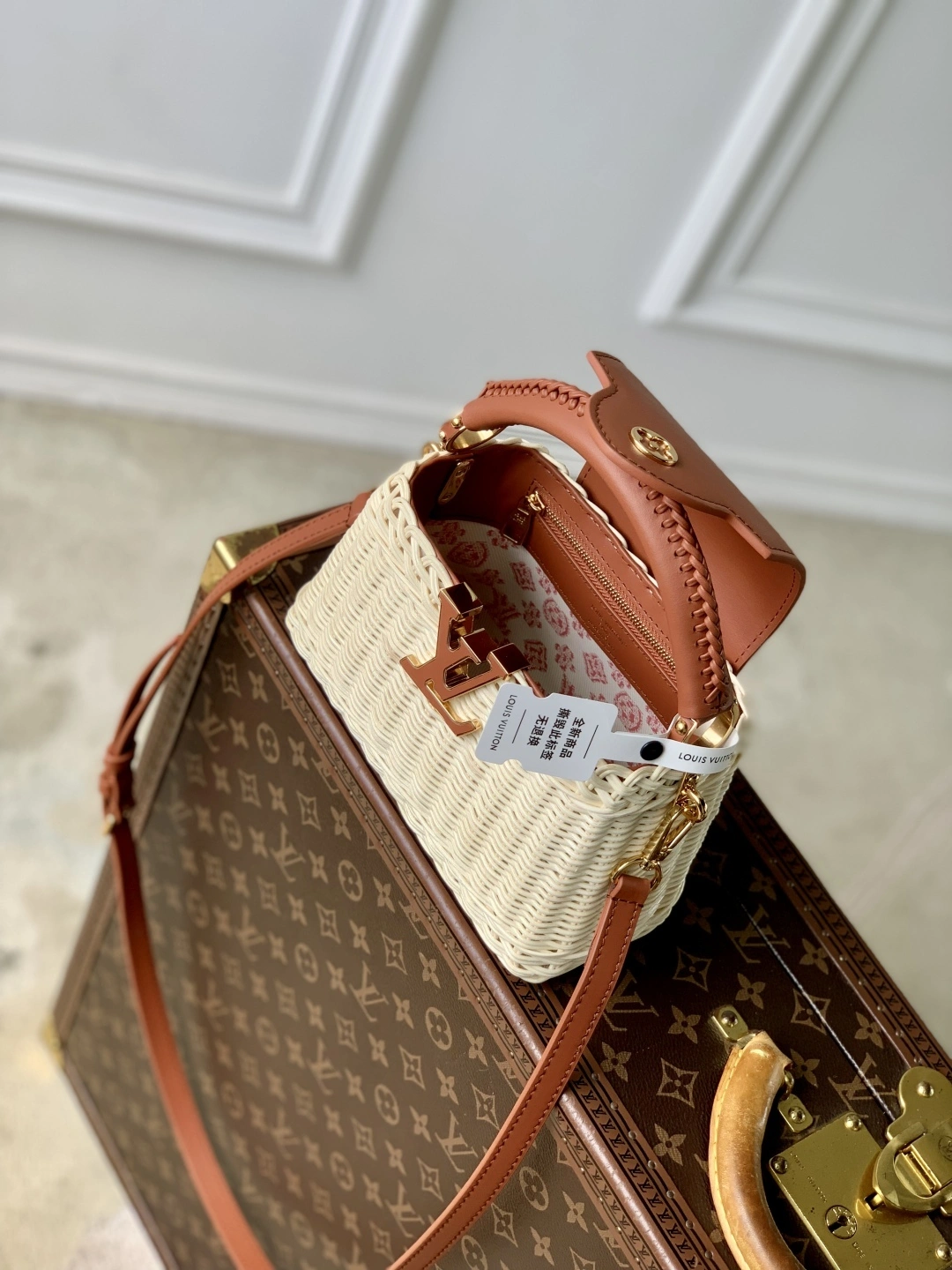 MOMO-- 8V M14365 high quality version Capucines item:E-B177I2130