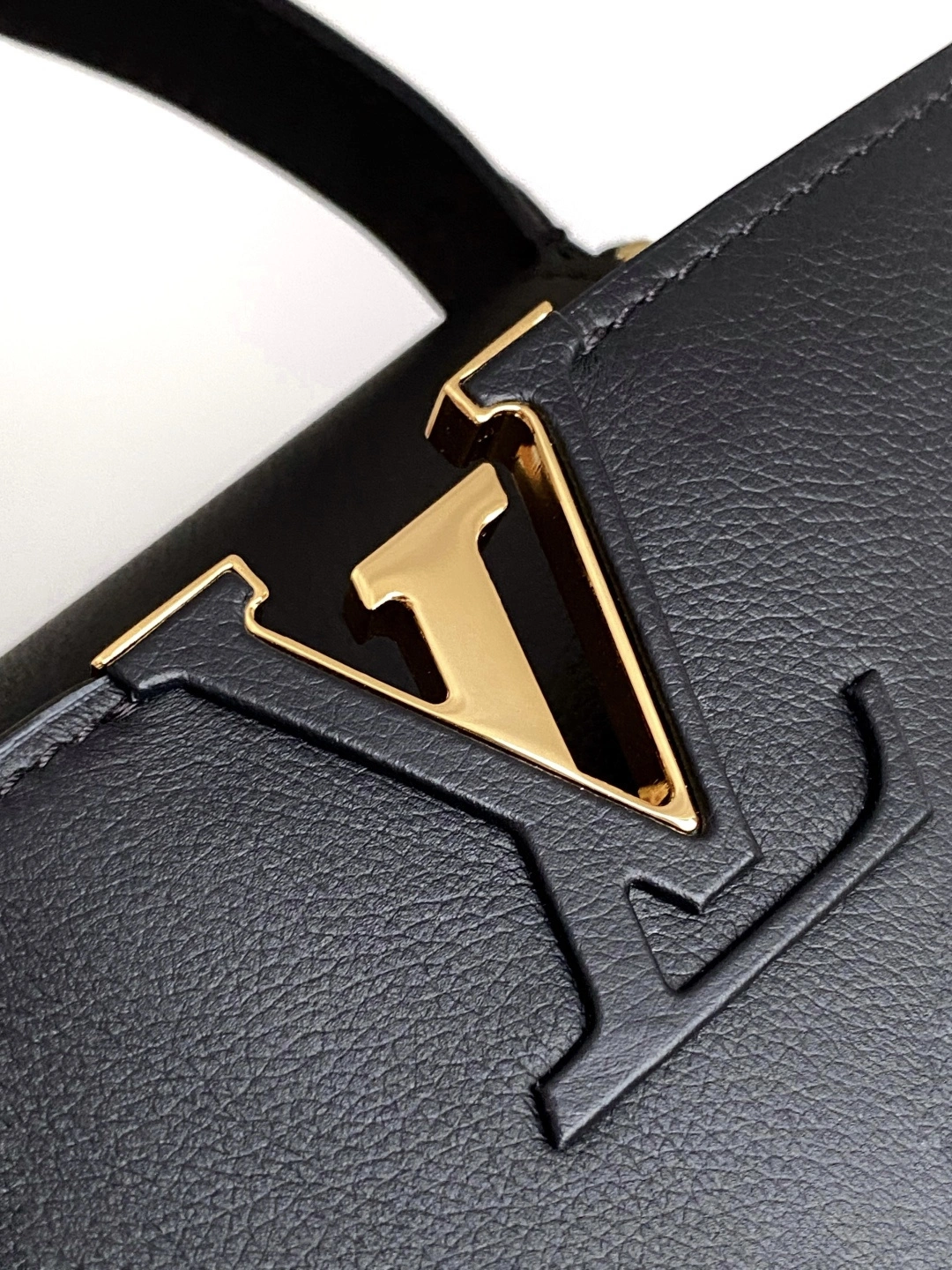 MOMO-- 8V M14370 high quality version Capucines Souple cowhide item:F-B000A2120