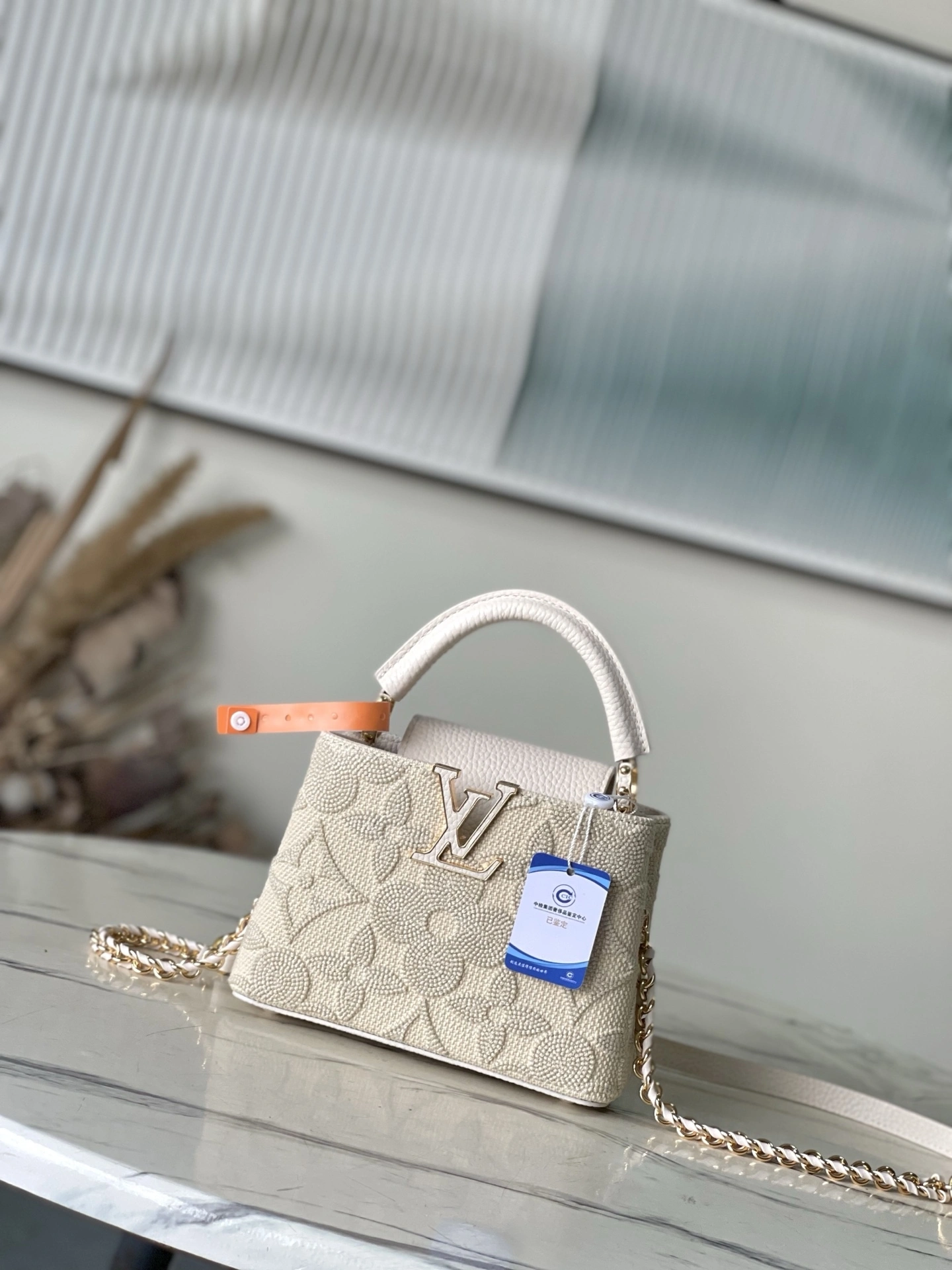 &MOMO-- 8V M14389 high quality version cowhide item:E-B574I1009
