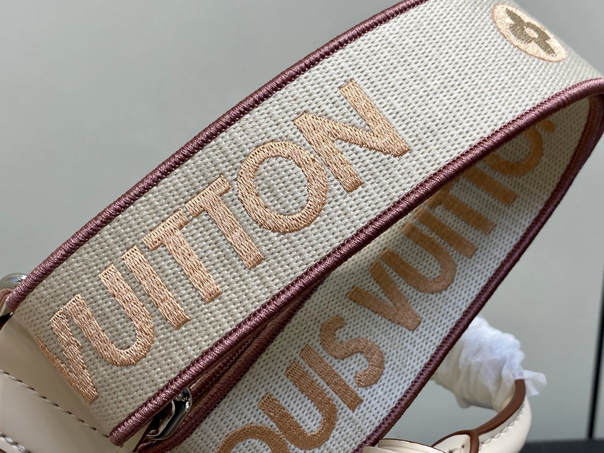 MOMO-- 8V M14434 high quality version item:F-B000A0947