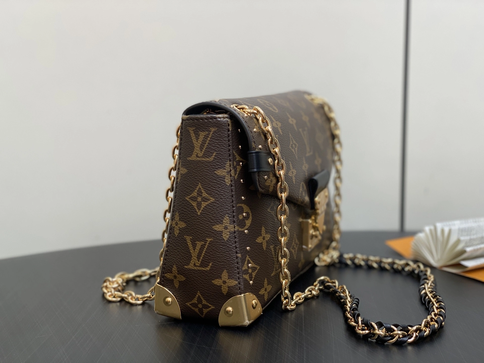 MOMO-- 8V M14526 high quality version Trunkie item:E-B177D1224