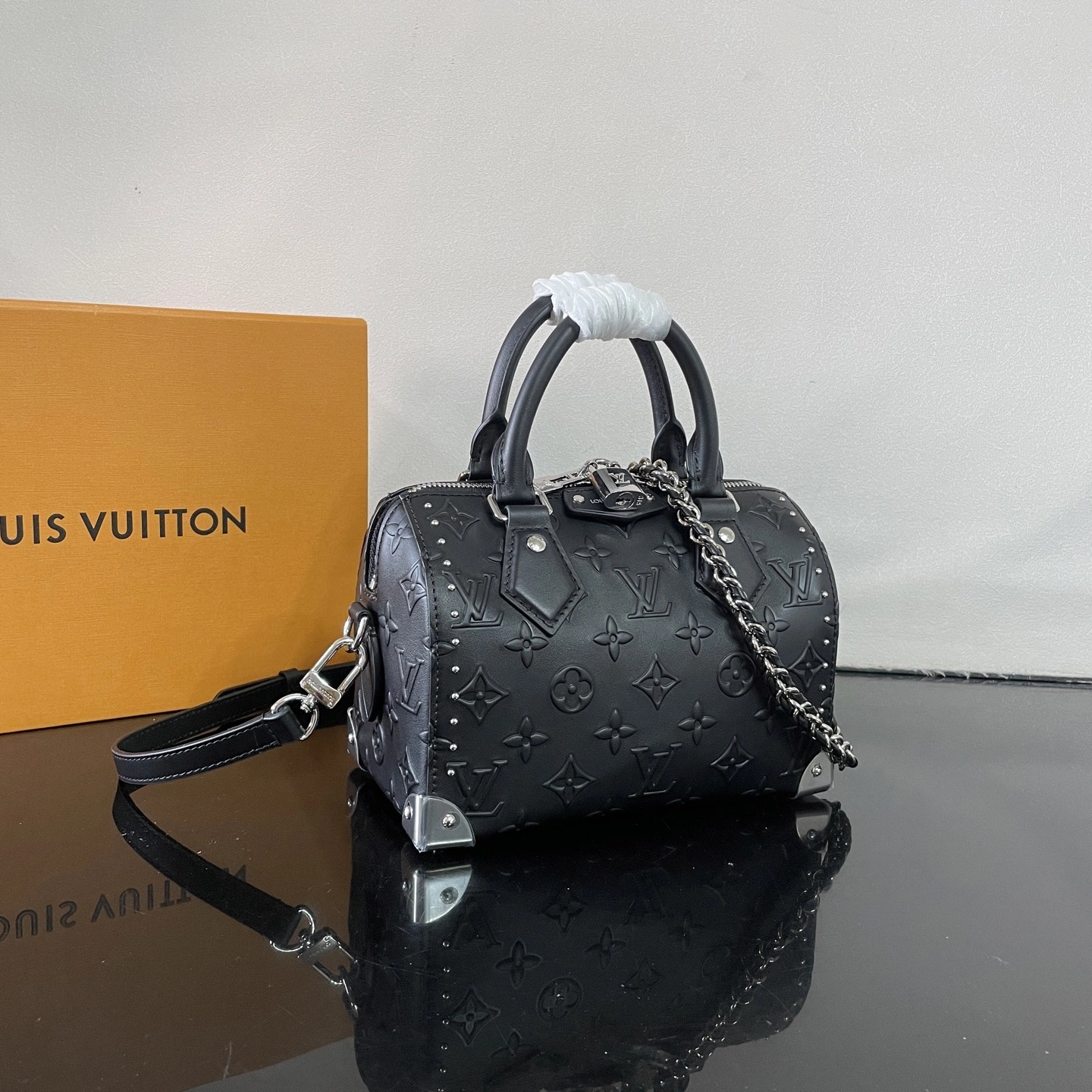 MOMO-- 8V M14575 high quality version Trunk cowhide item:E-B177D0197H