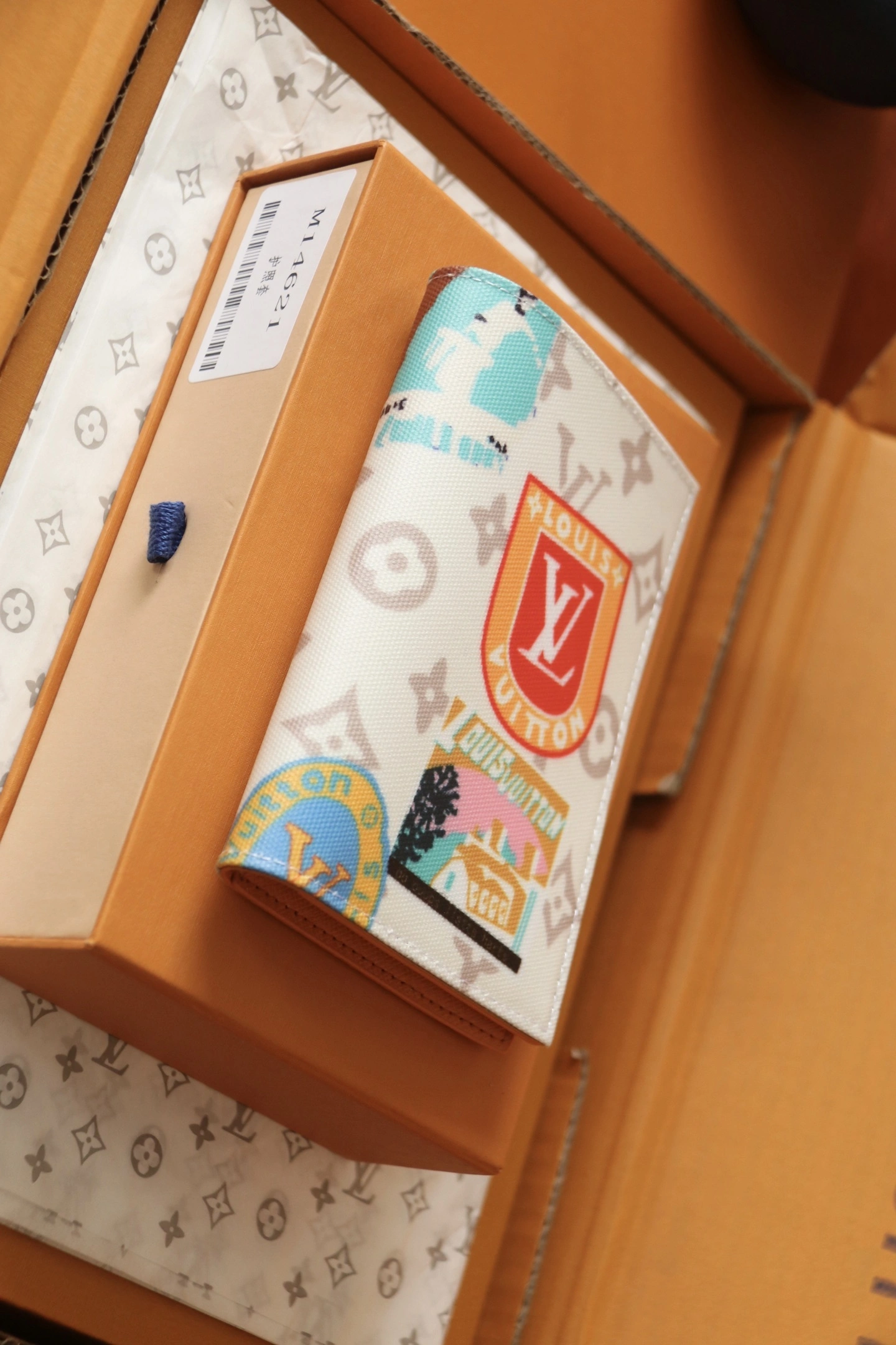 MOMO-- 8V M14621 high quality version item:E-B330G1333
