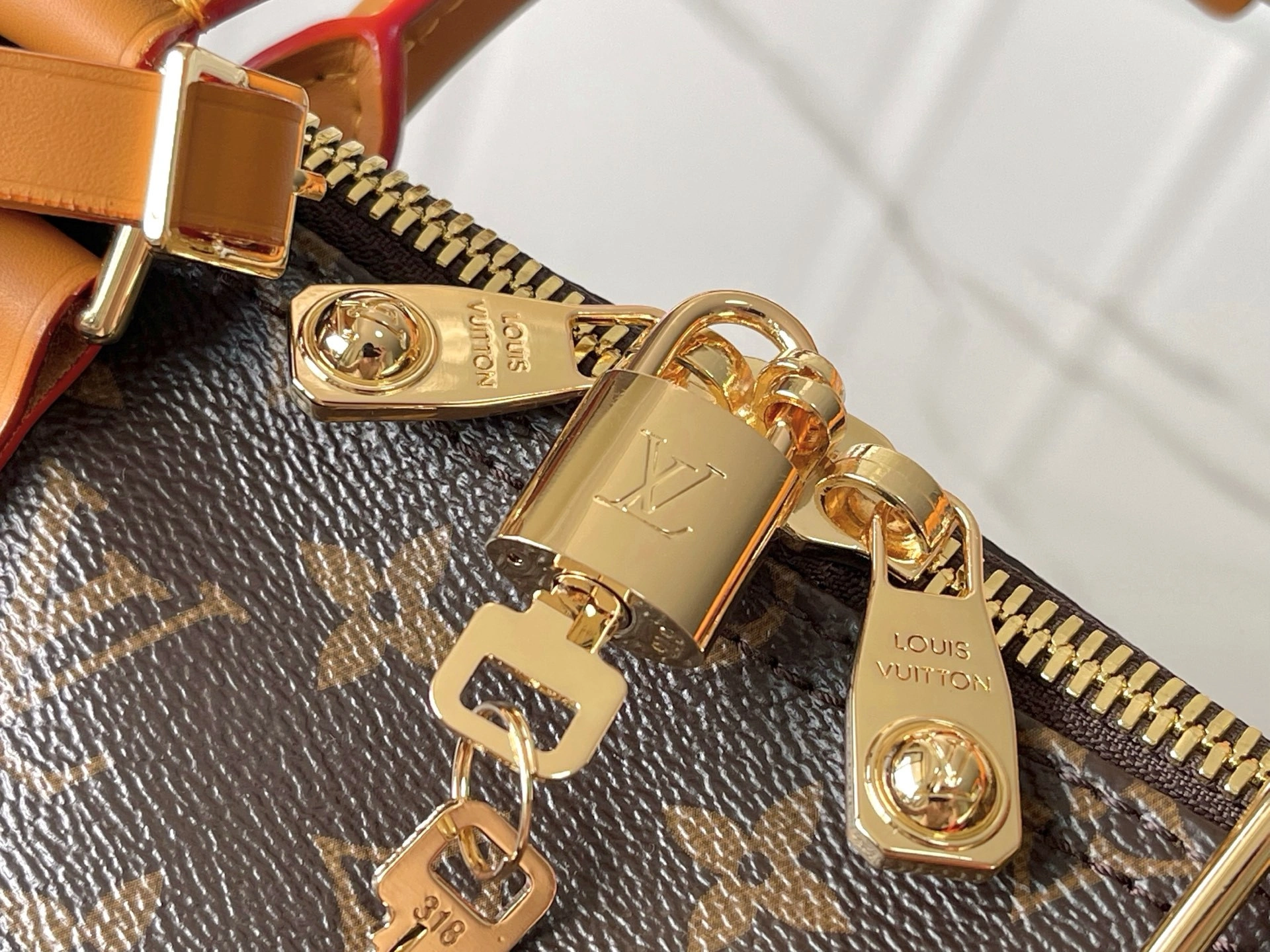 MOMO-- 8V M14735 high quality version Keepall BANDOULIÈRE cowhide item:E-B000I2129